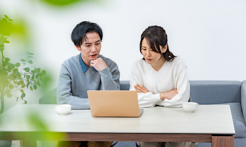 結婚式ムービー依頼の相場はどれくらい？外注・式場の費用を解説