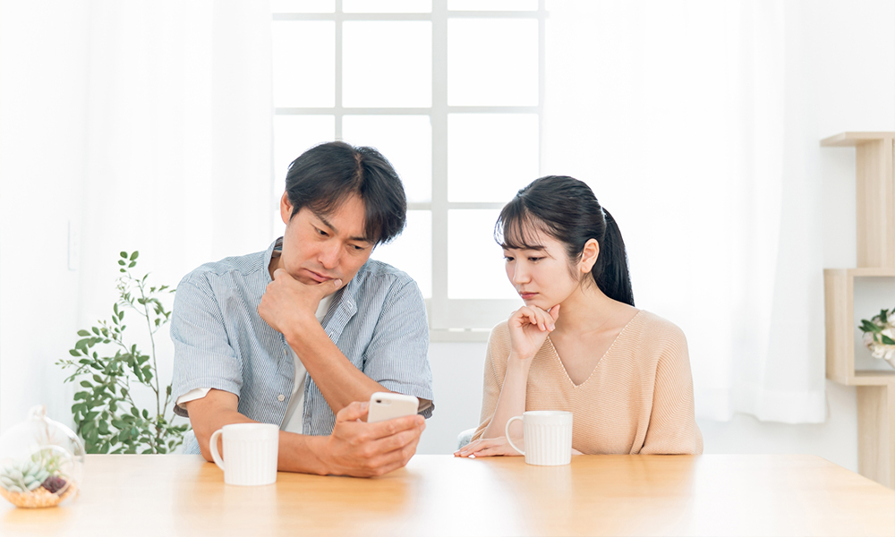 結婚式ムービーの値段はいくら？相場と安く作る方法を徹底解説